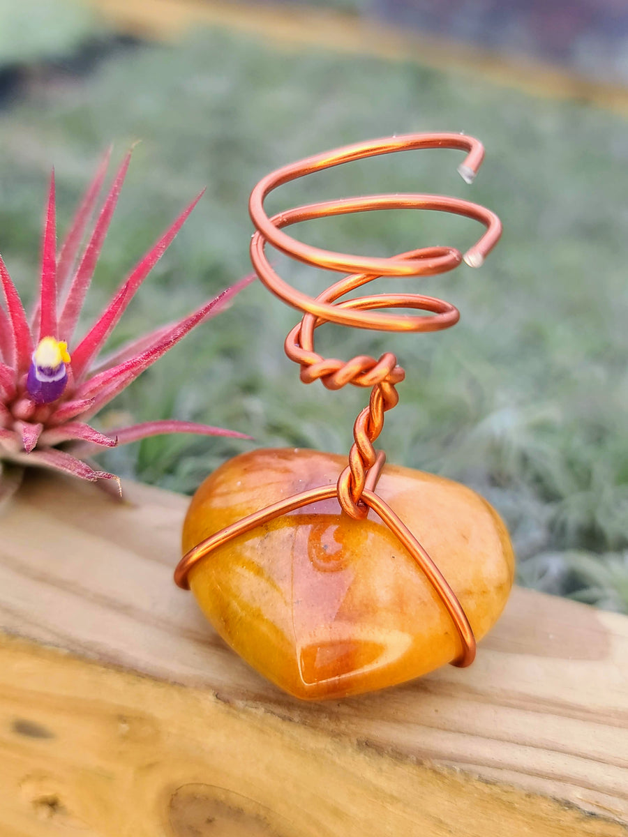 WYSIWYG Carnelian Heart Air Plant Holder with Ionantha Mexican