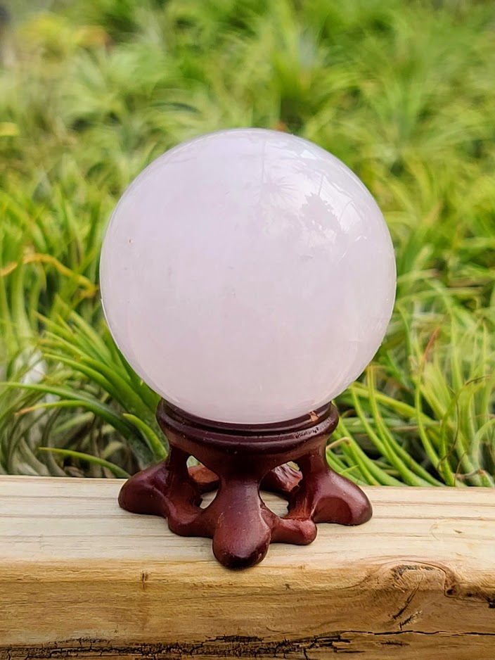 Medium Wooden Crystal Stand