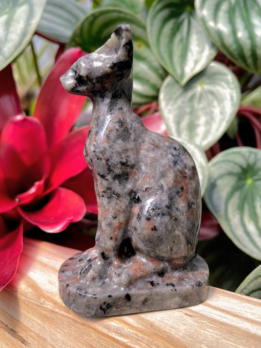 Yooperlite Bastet Cat Crystal Carving